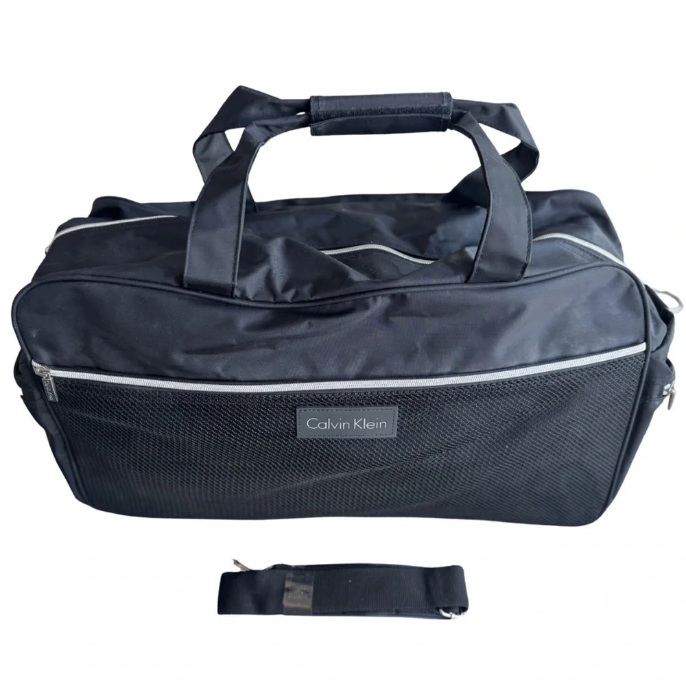 Calvin Klein Vinyl Mesh Weekender Duffel Bag New Strap 20x11x8 EUC Video